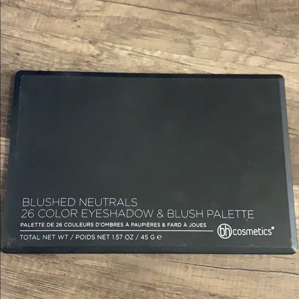 Blushed neutrals BH cosmetics palette
